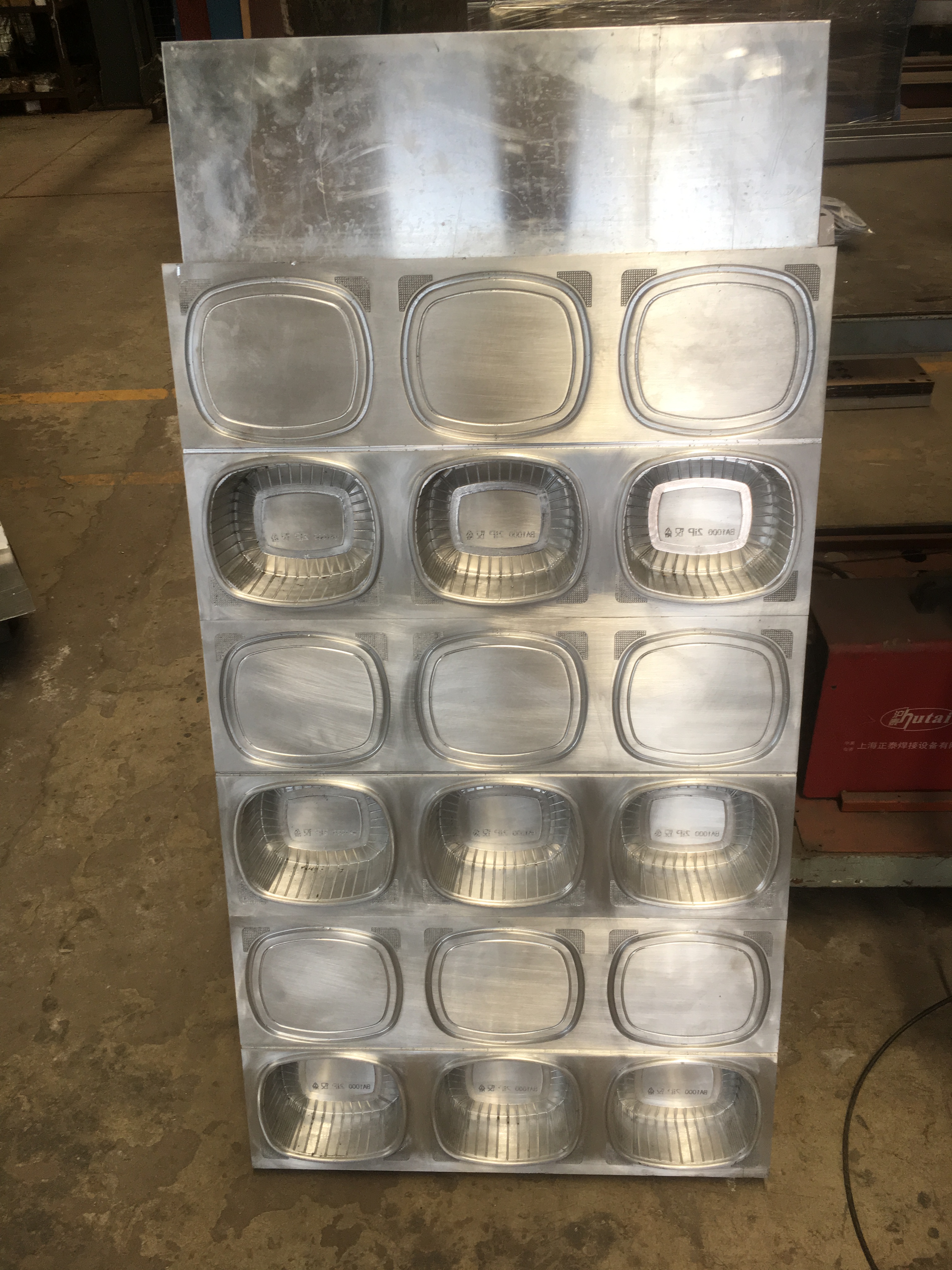 你真的知道如何設(shè)計吸塑模具嗎？